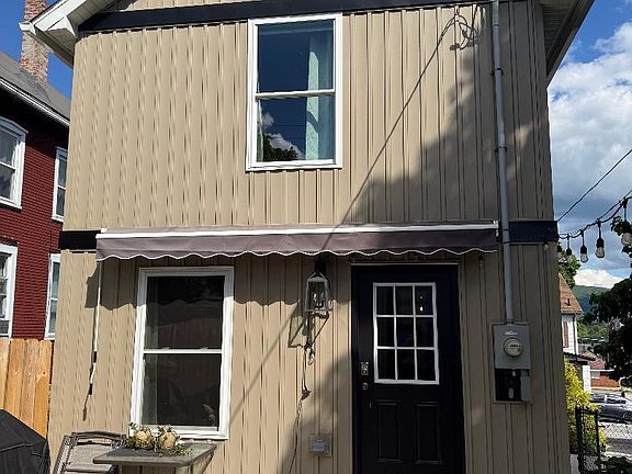 4th image of 607 N 7th Ave
