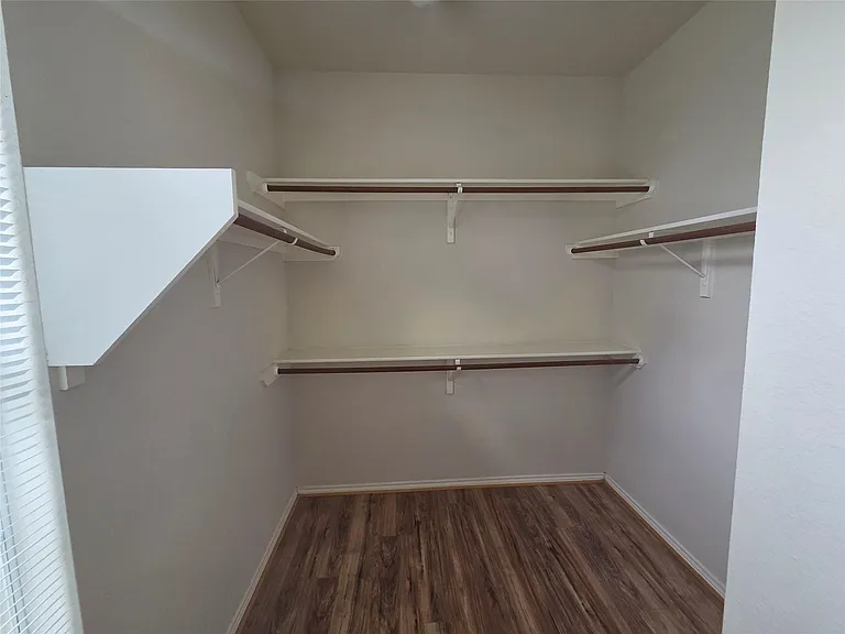 3208 Santee Dr — Photo 23