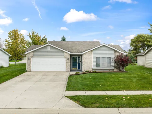 15822 Grand Willow Blvd, Huntertown, IN 46748