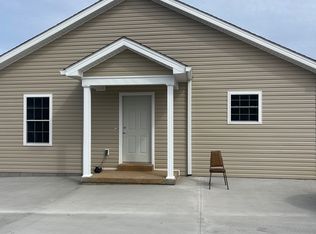 305 Camptown Rd #A, Bardstown, KY 40004