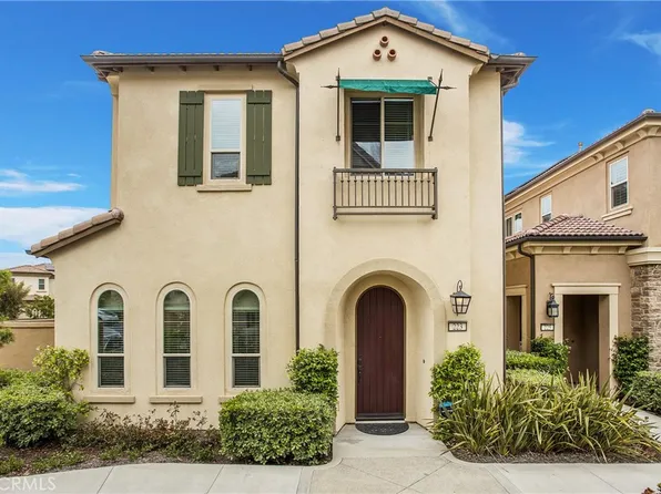 223 Primrose Dr, Lake Forest, CA 92610