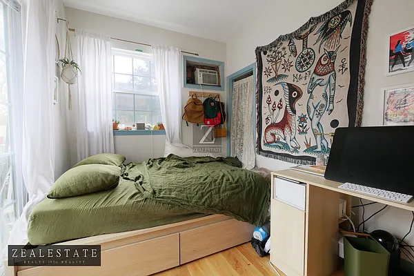 Rented by ZealEstate Group Inc | media 20