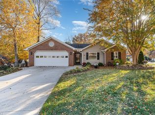 36 Brandy Dr, Greensboro, NC 27409