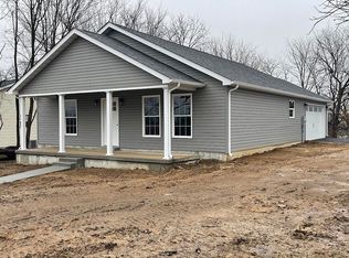 900 Tyler St, Park Hills, MO 63601