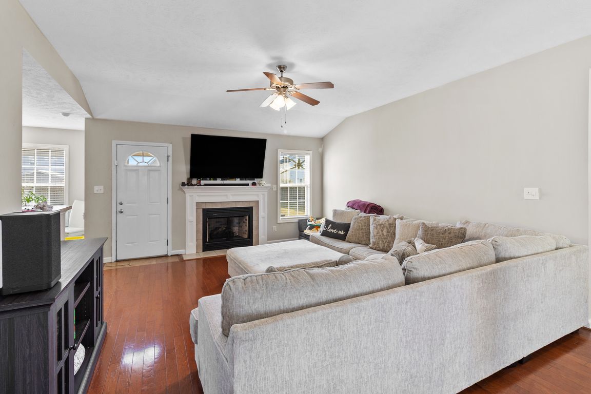 next background image