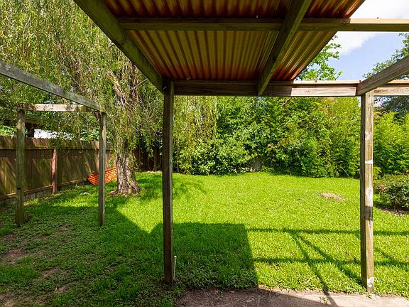 5th image of 10710 Bayou Place Ct