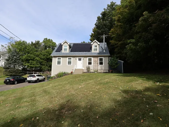 162 Jackson St, Belchertown, MA 01007