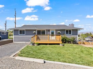 513 Viewcrest Pl, Selah, WA 98942