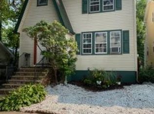 2079 Ostwood Ter, Maplewood, NJ 07040