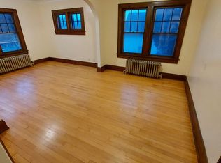 1037 Shawano Ave #3, Green Bay, WI 54303