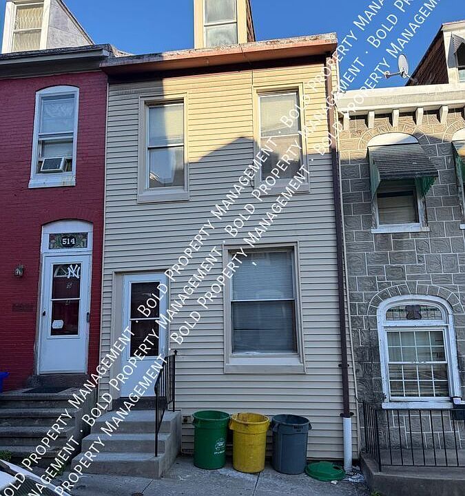 1st image of 512 Maple St
