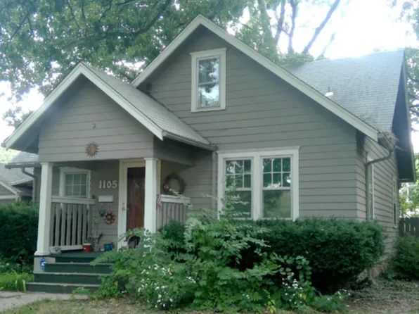 1105 SW Billard Ave, Topeka, KS 66604
