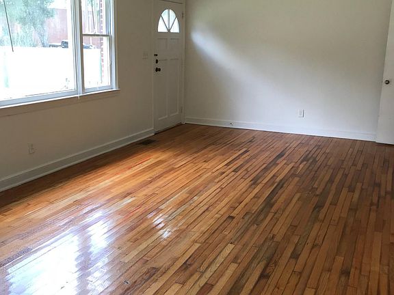 Front entrance Living room