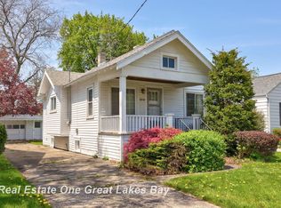 2249 N Clinton St, Saginaw, MI