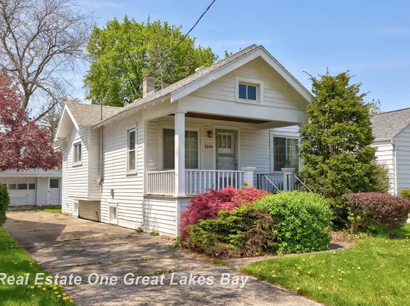 2249 N Clinton St, Saginaw, MI 48602