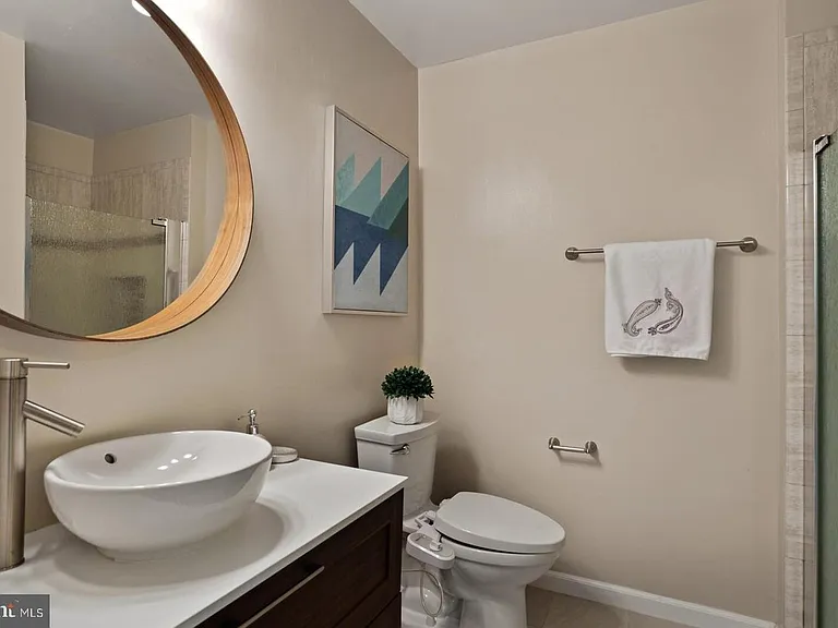 6213 Abbottsbury Row — Photo 19