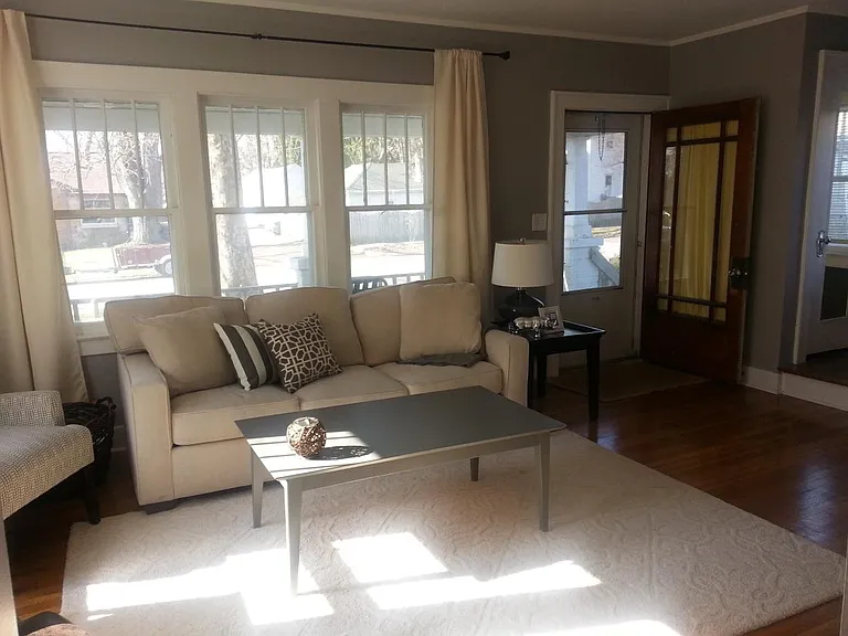 1215 Veto St NW — Photo 3