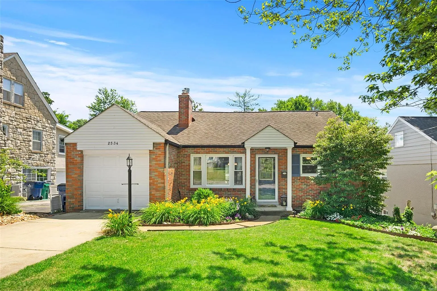 2534 Pocahontas Pl photo 1