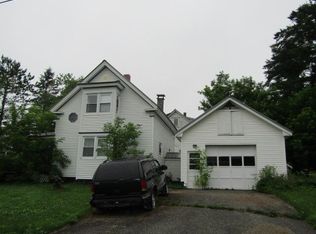12 Williams St, Island Falls, ME 04747