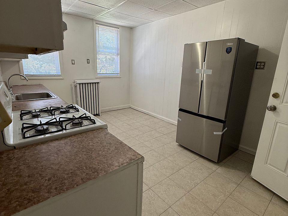 1st image of 406 67th St #2