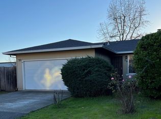 29 Randall Ln, Santa Rosa, CA 95409