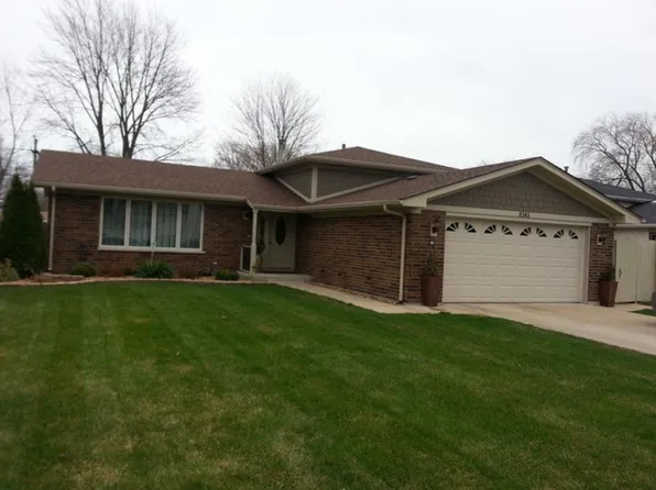 8545 Latrobe Ave, Burbank, IL 60459