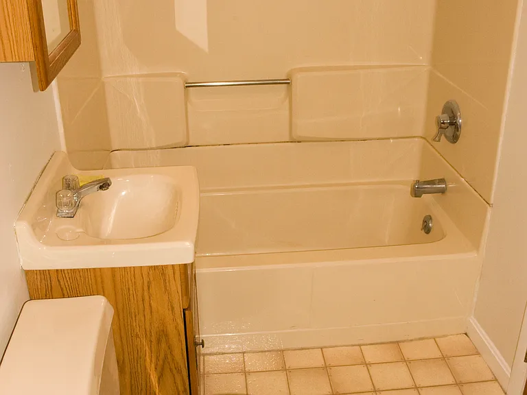 256 Washington St #3 — Photo 9