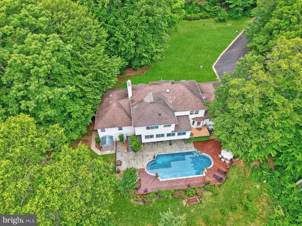 10200 Souza Ln, Manassas, VA 20111