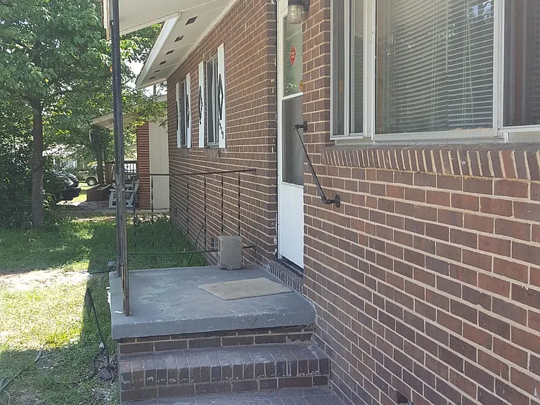1828 Cypress St — Photo 4