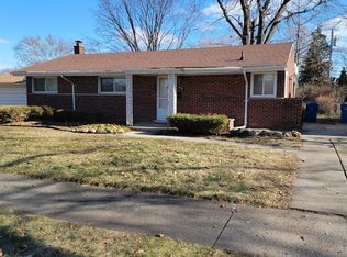 32518 Halmich Dr, Warren, MI 48092