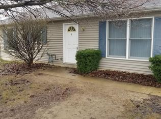 20071 Woodline APT 4, Edwardsburg, MI 49112