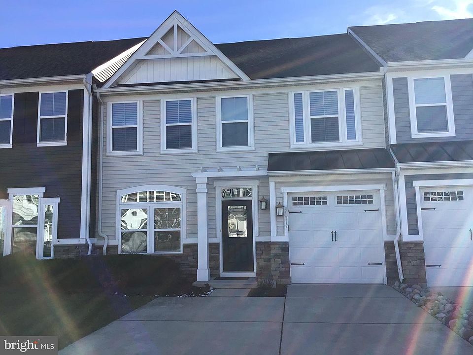 1st image of 31317 Falmouth Way