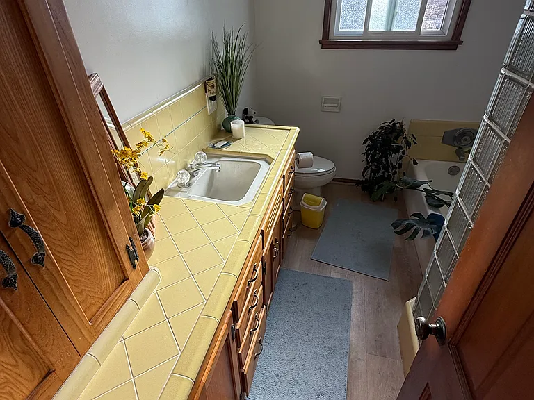 855 Pepper St — Photo 12