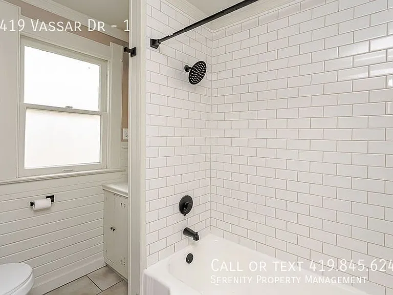 1419 Vassar Dr #1 — Photo 12