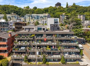 2040 Waverly Pl N APT 302, Seattle, WA 98109