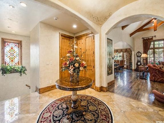 3rd image of 3281 E Falcon Heights Ln