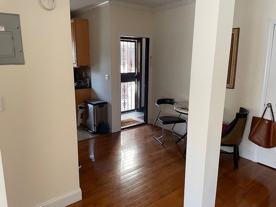 3930 214th Pl Bayside NY Zillow