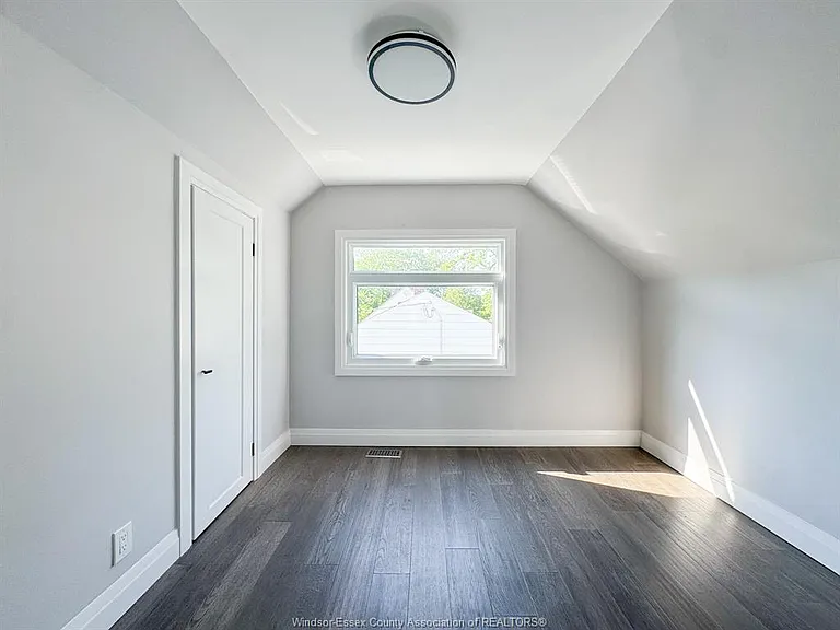 1774 Olive Rd — Photo 15