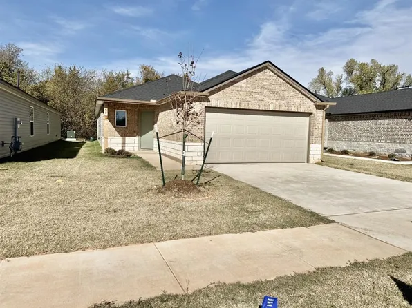 3405 Little Creek Dr, Mustang, OK 73064