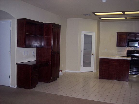 3rd image of 4228 Woodwillow Ln
