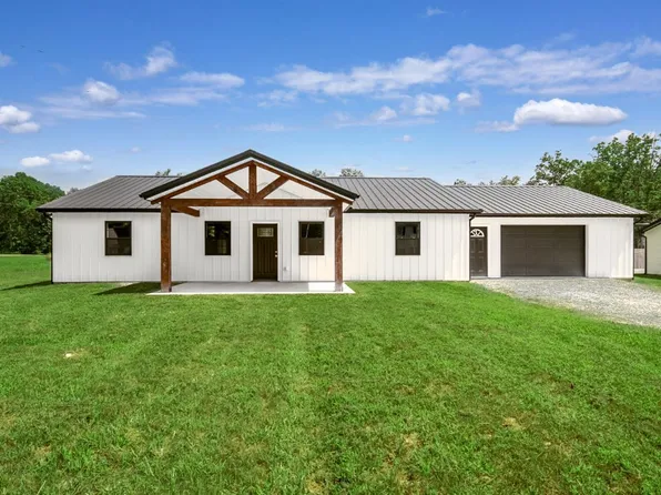 200 Mark Dr, West Union, OH 45693