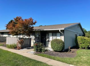 2821 Mull Ave #14-A, Copley, OH 44321