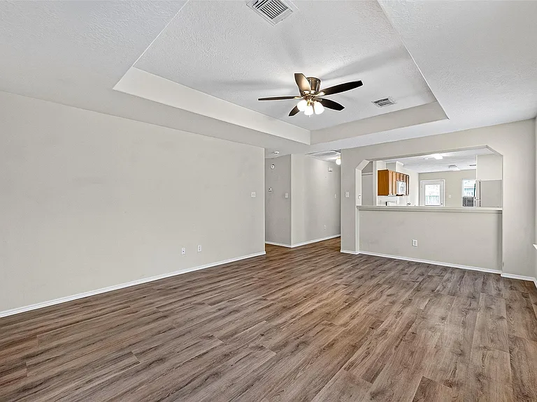 19119 Yaupon Ranch Dr — Photo 11