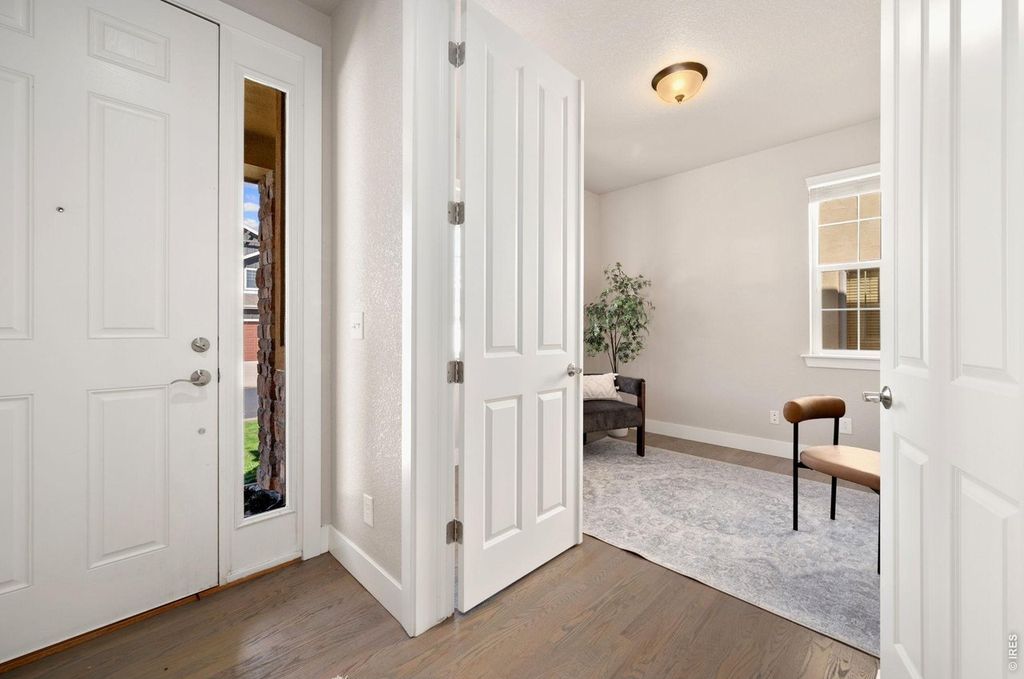 4010 Via del Oro Dr
