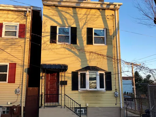 467 Taylor St, Pittsburgh, PA 15224