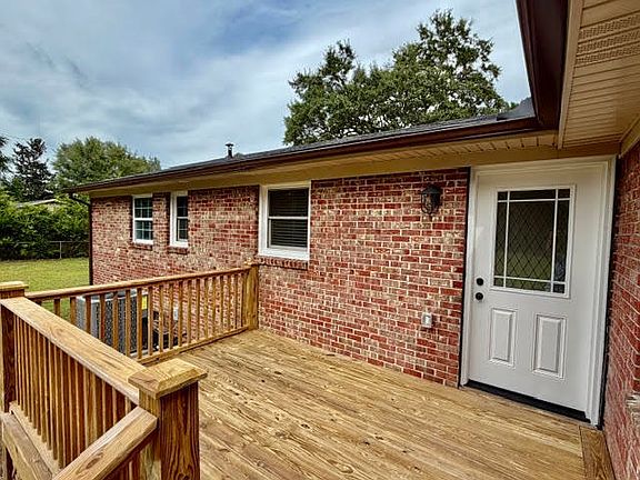 2nd image of 1597 Poplar Hill Dr