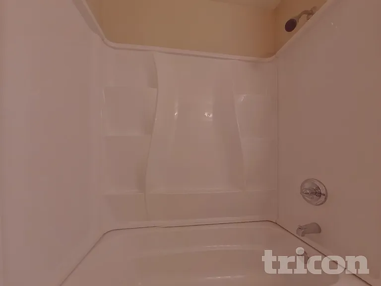 431 Bridgeport Pl — Photo 8
