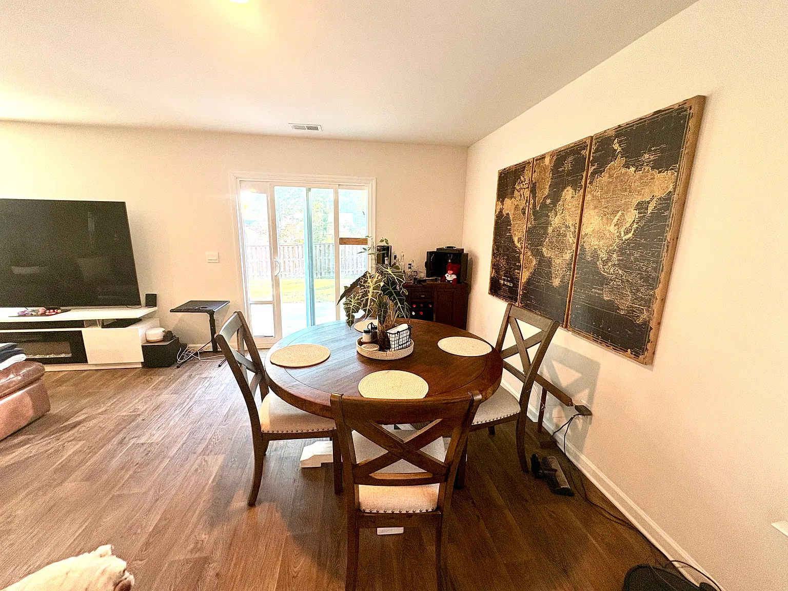 4 bed, 2.5 bath, 2174 sqft, $2,450 — Photo 4