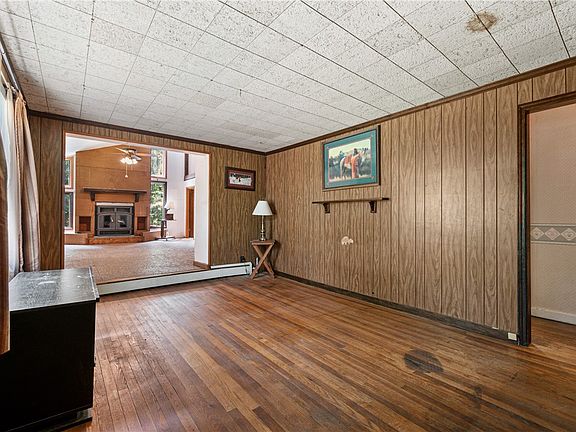 5th image of 237 Leslie Rd