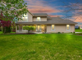 N107W15056 Cherry Ln, Germantown, WI 53022